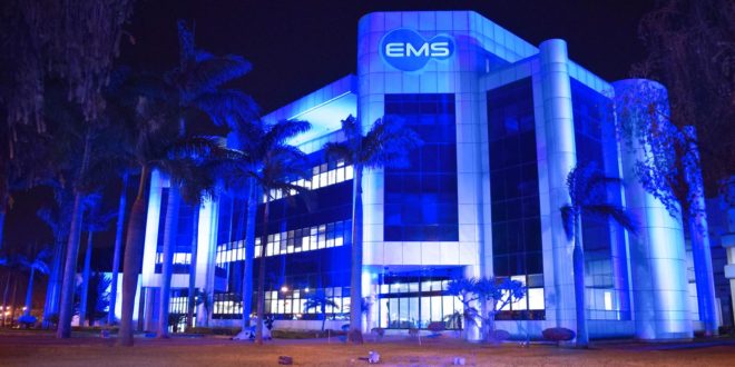 EMS adere à campanha Novembro Azul  com cores e ações de conscientização