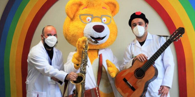 Projeto da AstraZeneca leva diversão e entretenimento para crianças em tratamento em hospital