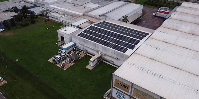 Laboratório Teuto implementa placas de energia solar de última geração em sua sede, em Goiás