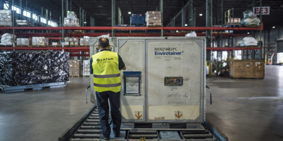 LATAM Cargo tem crescimento de 40% no transporte de produtos farmacêuticos entre Europa e Brasil no primeiro trimestre de 2025