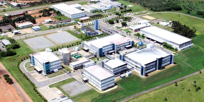 Laboratório Teuto atinge marca histórica de mais de mil dias sem acidentes com afastamento em setor de compressão de sólidos